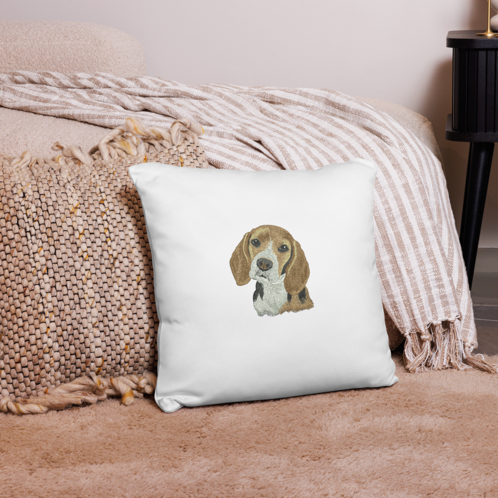 Decorative pillowcase with beagle embroidery