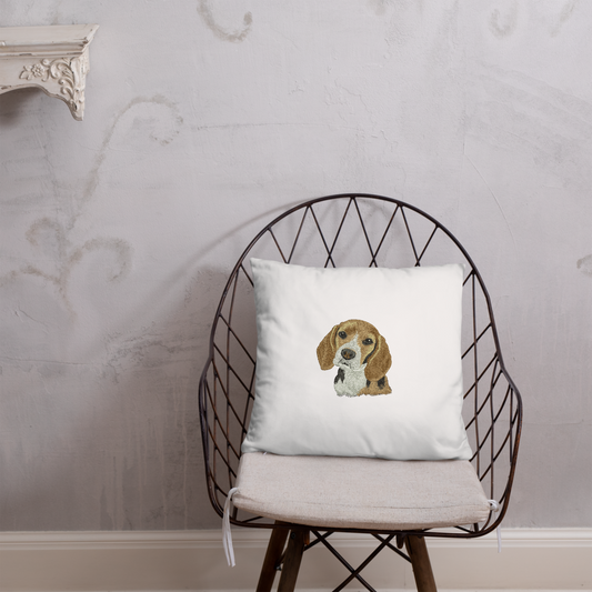 Decorative pillowcase with beagle embroidery