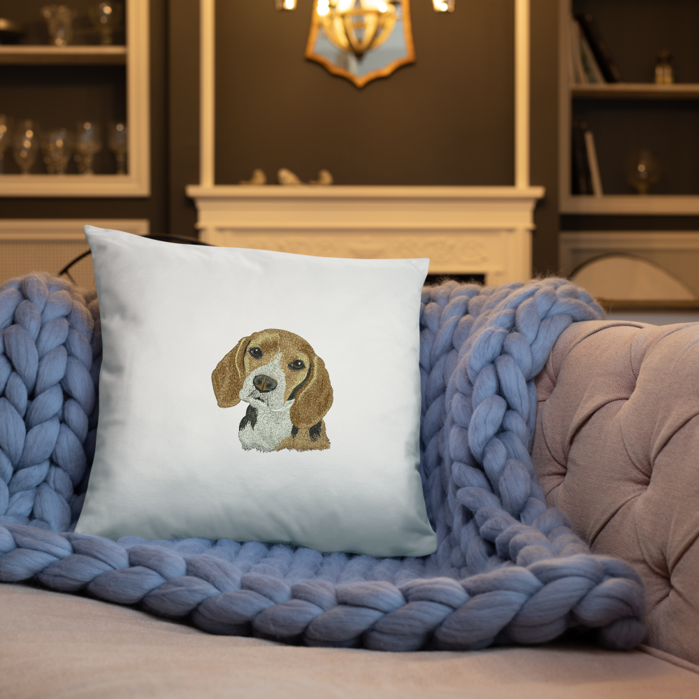 Decorative pillowcase with beagle embroidery