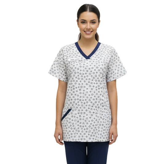 Дамска вталена туника - екрю щампа, модел FVE – Медицински облекла Кали
